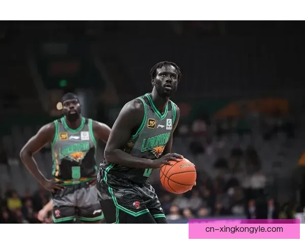 广州男篮宣布与托马斯解约外援